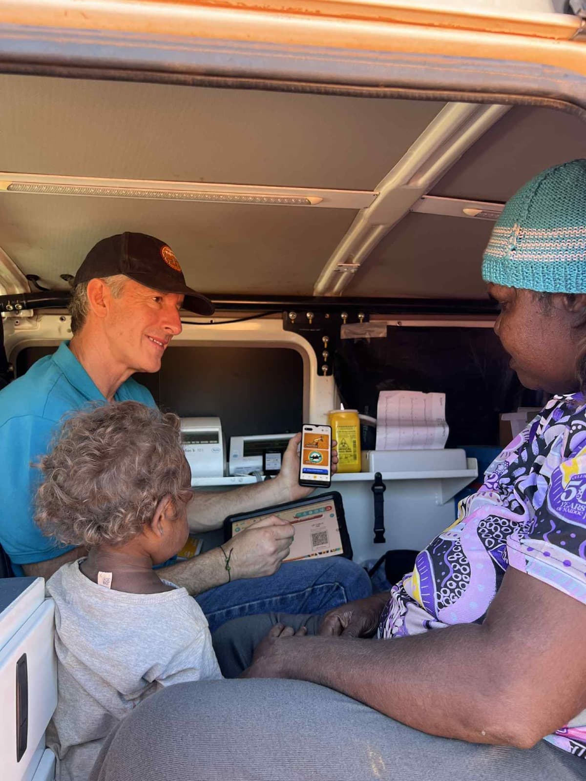 Professor Andrew Maiorana on Pilbara outreach trip